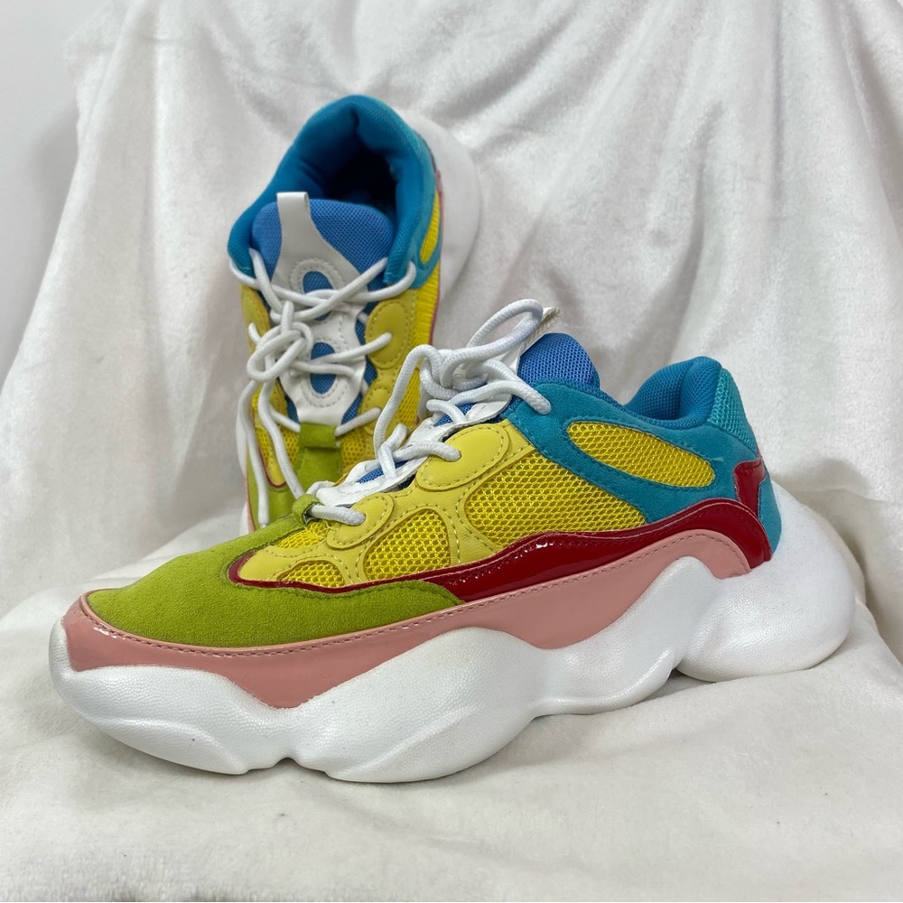 Cape Robbin Skittles Chunky sneakers size 6